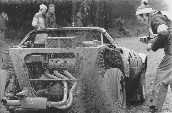 lancia-stratos-muddy-engine.jpg